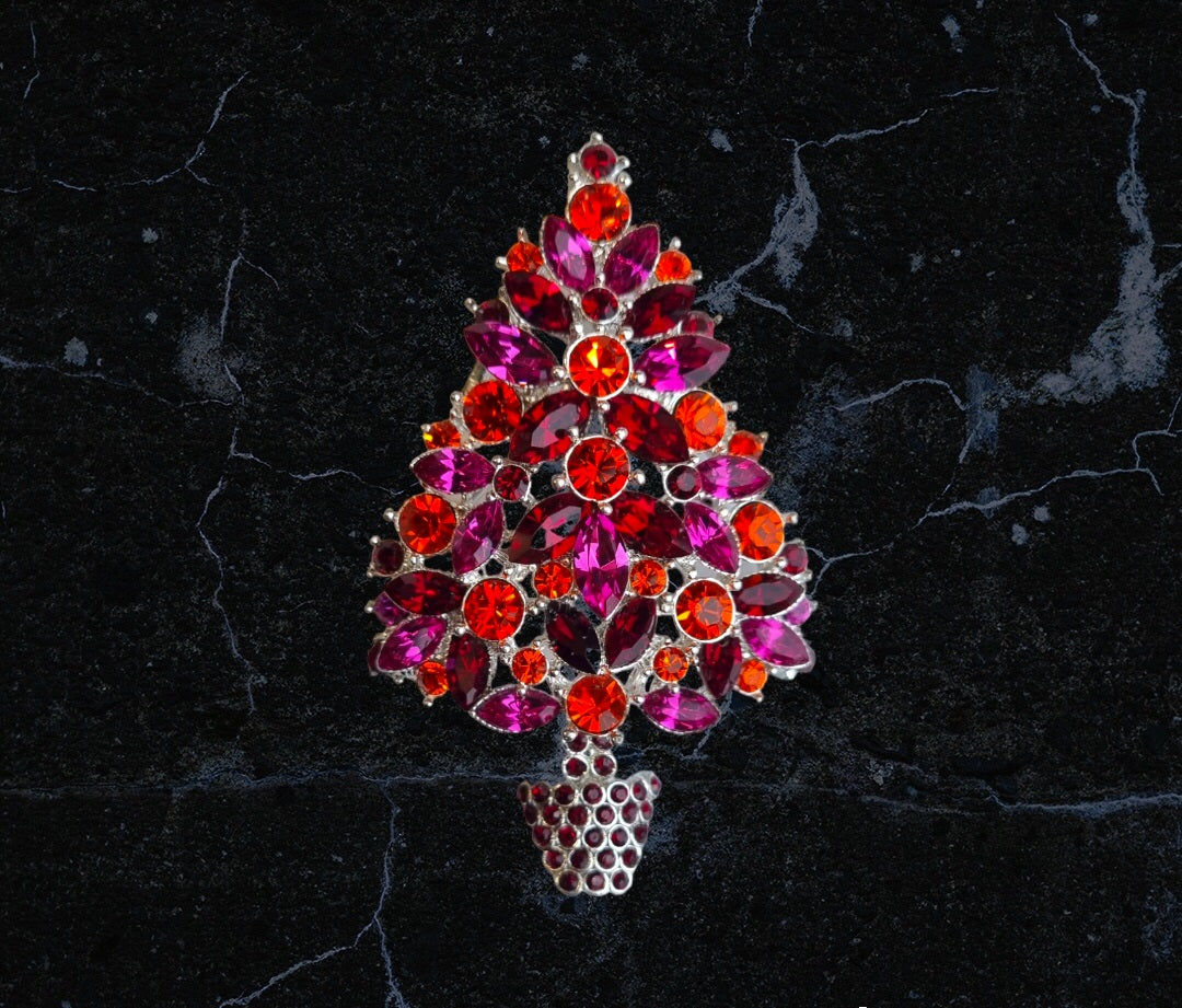 Spilla Pregiata Albero Di Natale accessorio natalizio con cristalli dimensioni 70x45 mm - DeMatteis.it