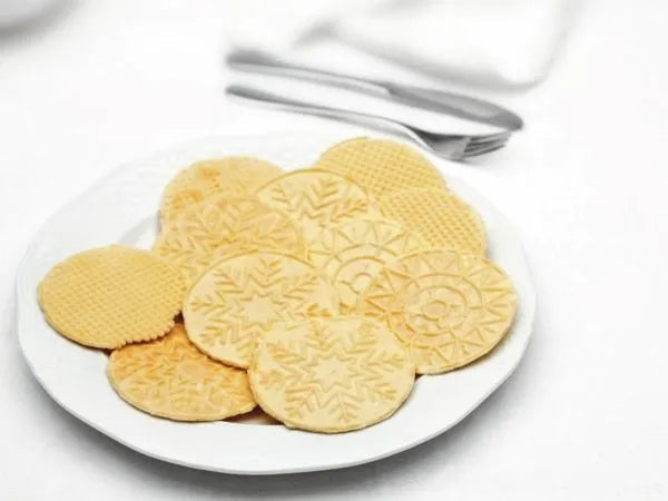 Ferro Ferratelle Cbe Manuale 2020100: Attrezzo artigianale in ferro battuto per la preparazione di dolci tipici della tradizione abruzzese. | Dematteis.it