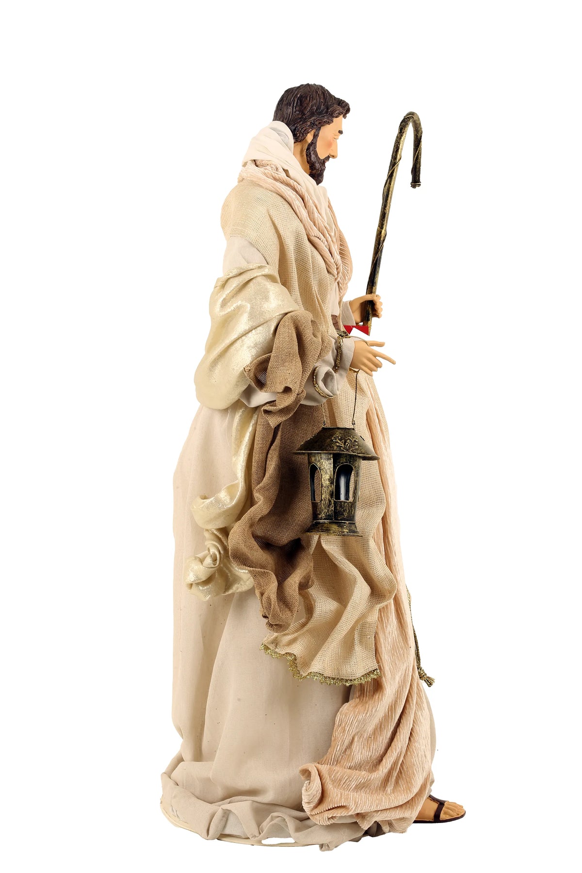 De Matteis, Natività 6 Pezzi Lailah Vestiti Colorati 90 cm con figura di pastore in vesti beige e marroni che tiene bastone da pastore e lanterna decorativa - DeMatteis.it