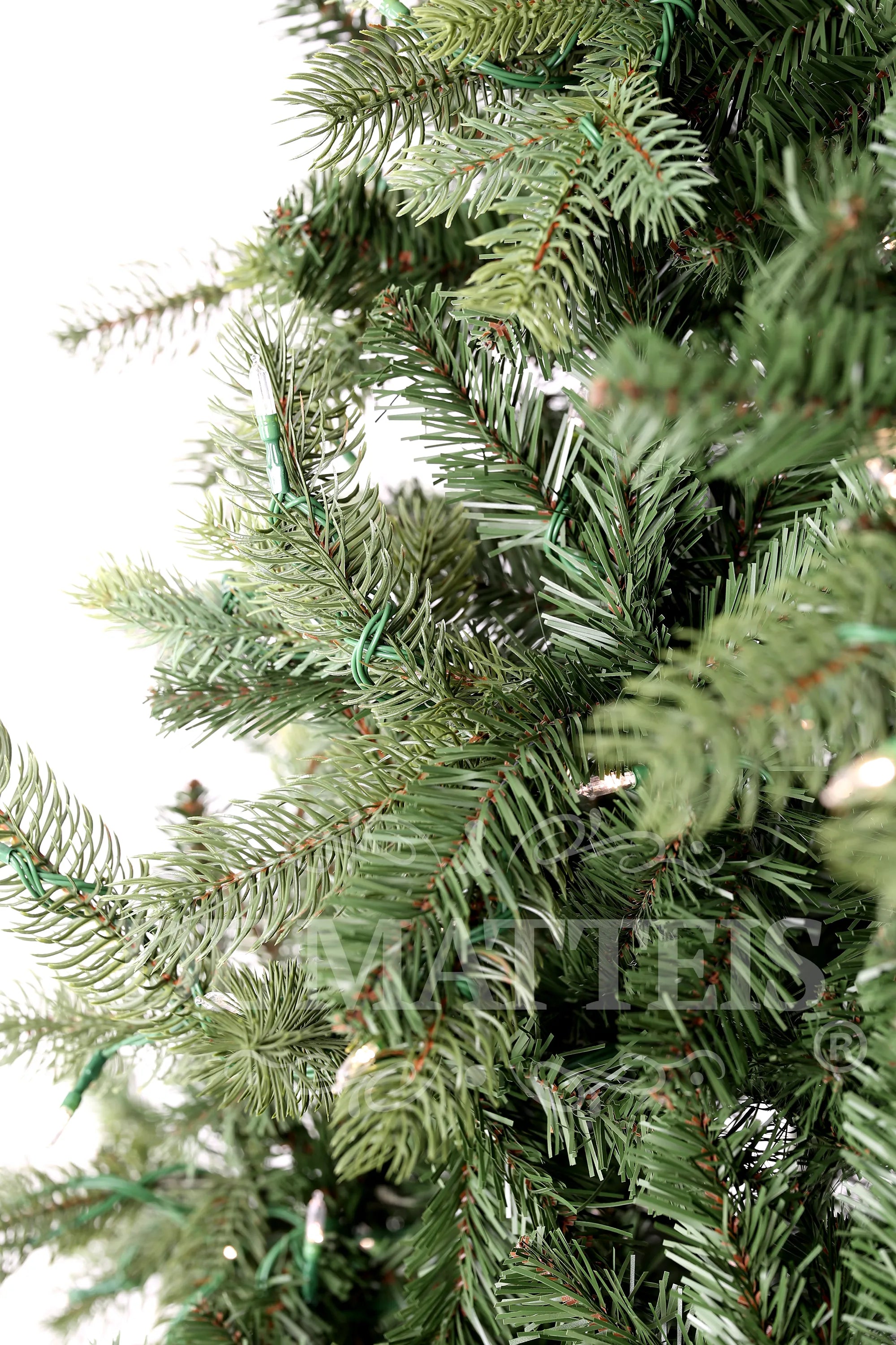 Albero Di Natale Freiburg Pine 210 Cm Led Warm White