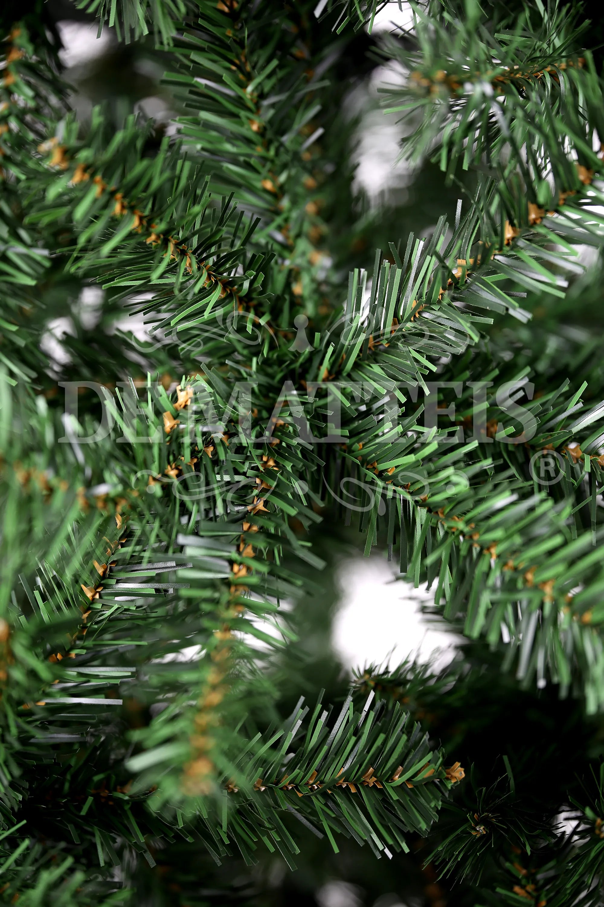 Albero Di Natale Monarch Pine 210 Cm Verde