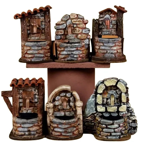 Fontana Con Pompa Resina dimensioni 9x7x10 cm per decorazione presepe o giardino in miniatura - DeMatteis.it