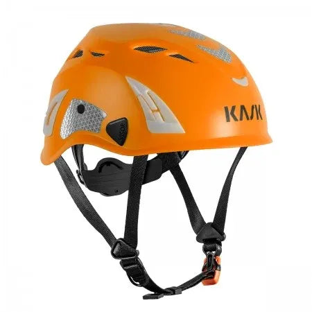 Casco Kask Superplasma Aq Hi Viz Orange Fluo con sistema di ventilazione avanzato e calotta ad alta visibilità per sicurezza professionale in condizioni di scarsa luminosità. | Dematteis.it
