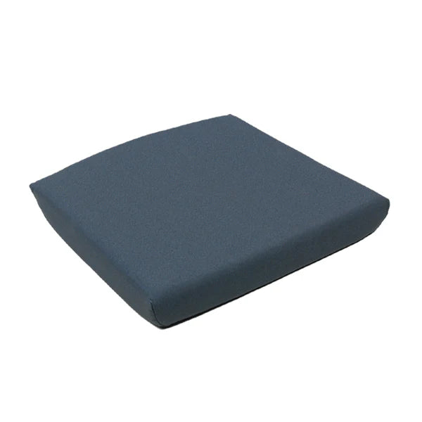 Cuscino Nardi Net Relax denim: stile contemporaneo per esterni con tessuto acrilico Sunbrella, dimensioni 57x52,5 cm e spessore 7,5 cm. | Dematteis.it