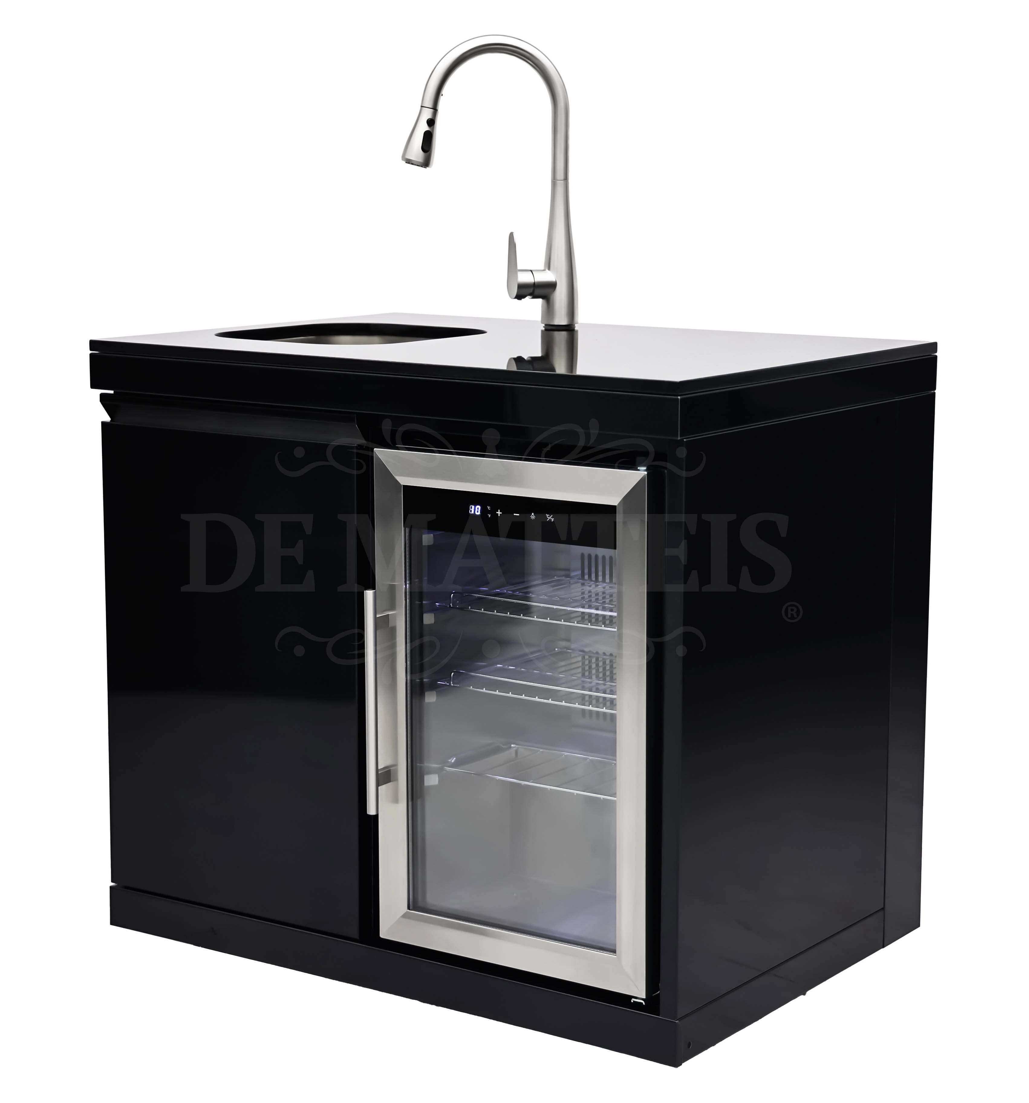 Modulo Frigo E Lavello Per Barbecue Serie Pro di DeMatteis in acciaio inox nero con elegante porta in vetro e top in marmo, perfetto complemento per la tua cucina esterna professionale | Dematteis.it