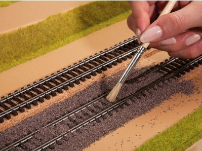 Pietrisco Granito 250 g materiale decorativo per modellismo ferroviario e diorami - DeMatteis.it