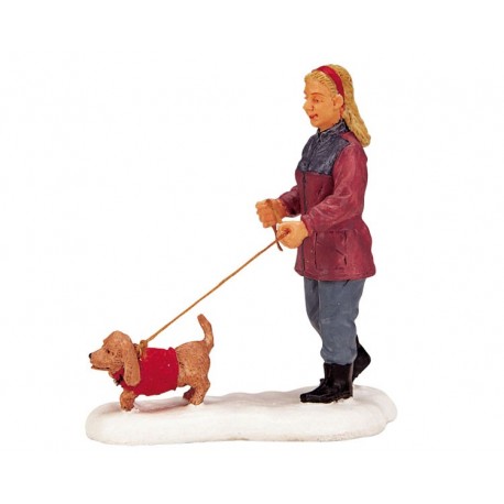 Strolling With Pooch Lemax figurina decorativa donna con cane al guinzaglio per villaggio natalizio - DeMatteis.it