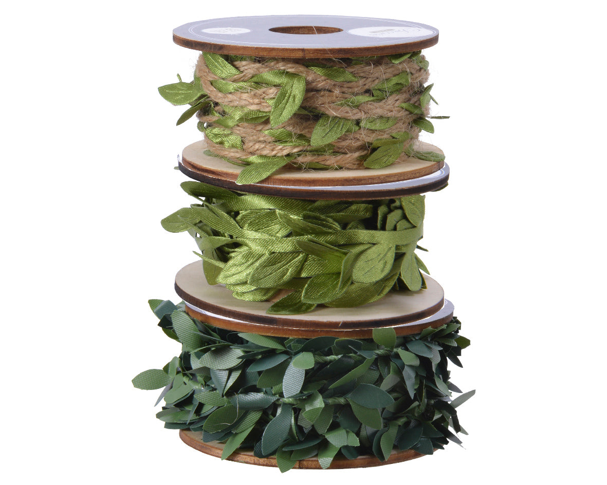 Nastro Verde decorativo con foglie artificiali dimensioni 7 x 3,7 cm per decorazioni e allestimenti - DeMatteis.it