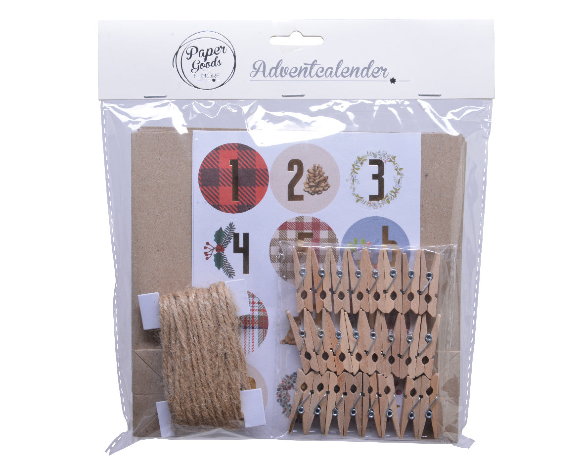 Calendario Avvento Paper Goods da 22 x 22 cm con mollettine e cordicella per decorazioni natalizie - DeMatteis.it