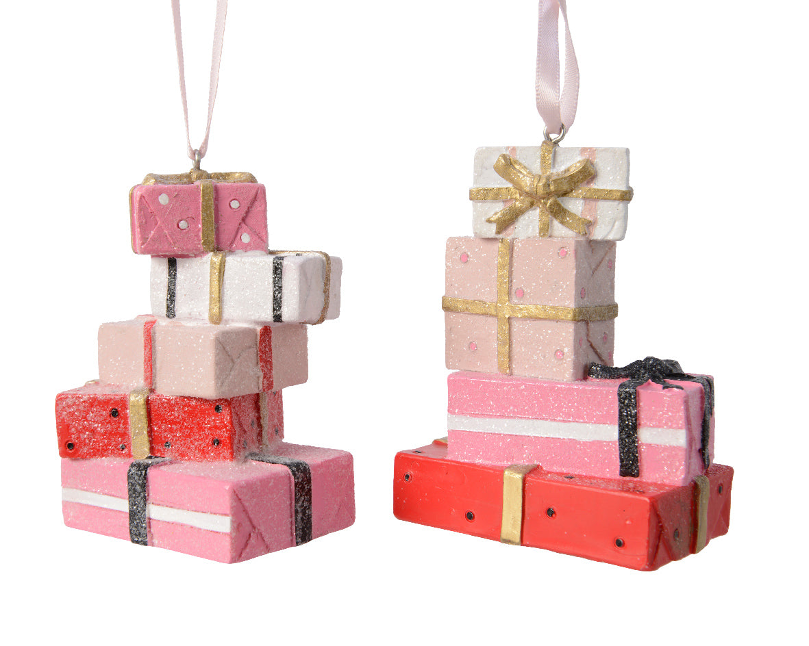 Pendente decorativo natalizio a forma di pacchi regalo impilati, dimensioni 5 x 7 x 9 cm - DeMatteis.it