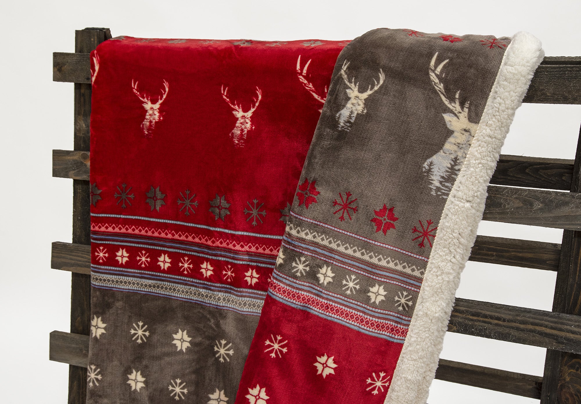 Plaid Montblanc tortora morbidotto 130 x 160 cm coperta decorativa con motivi natalizi - DeMatteis.it