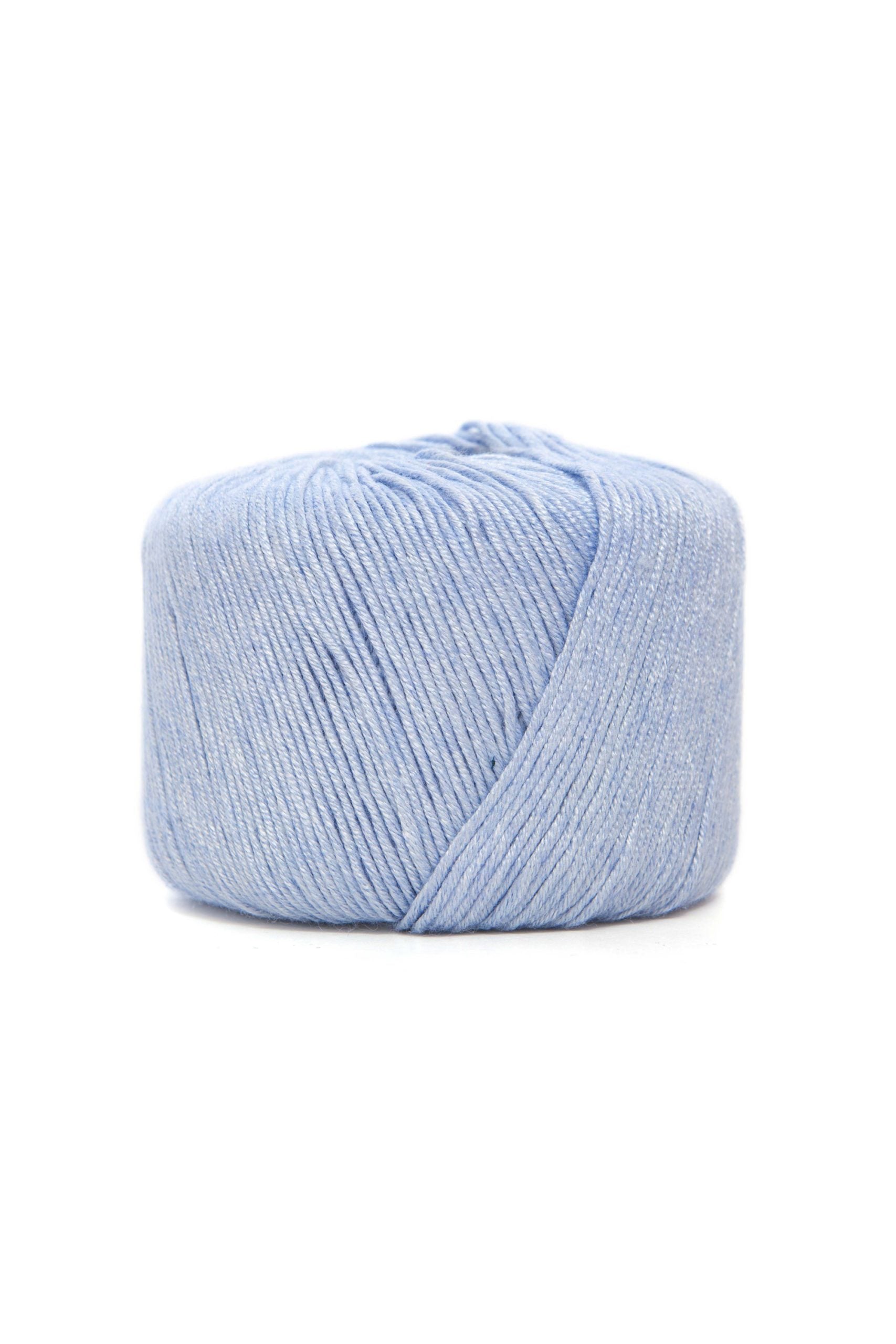 Lana Dmc Angel Colore 115: Morbida lana per lavori a maglia e uncinetto, disponibile in una vasta gamma di sfumature colorate. | Dematteis.it