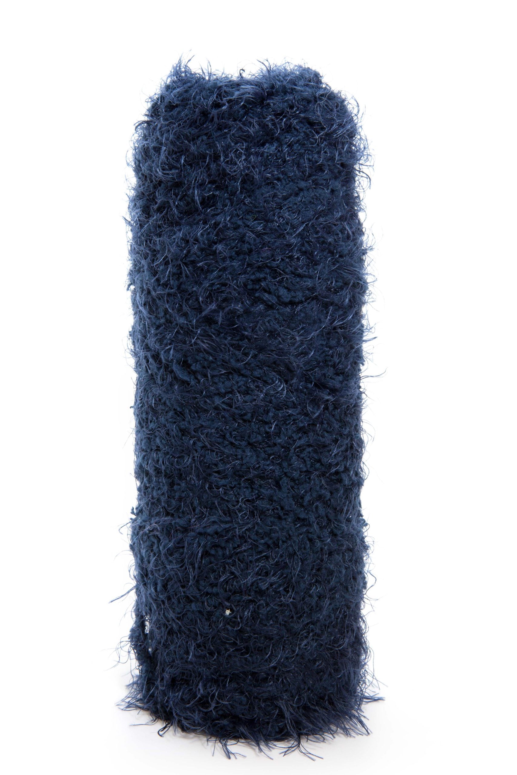 Lana Dmc Mellow Colore 010: Morbida lana dalla tonalità delicata e sfumata, ideale per realizzare progetti di maglieria e uncinetto dal design accattivante. | Dematteis.it