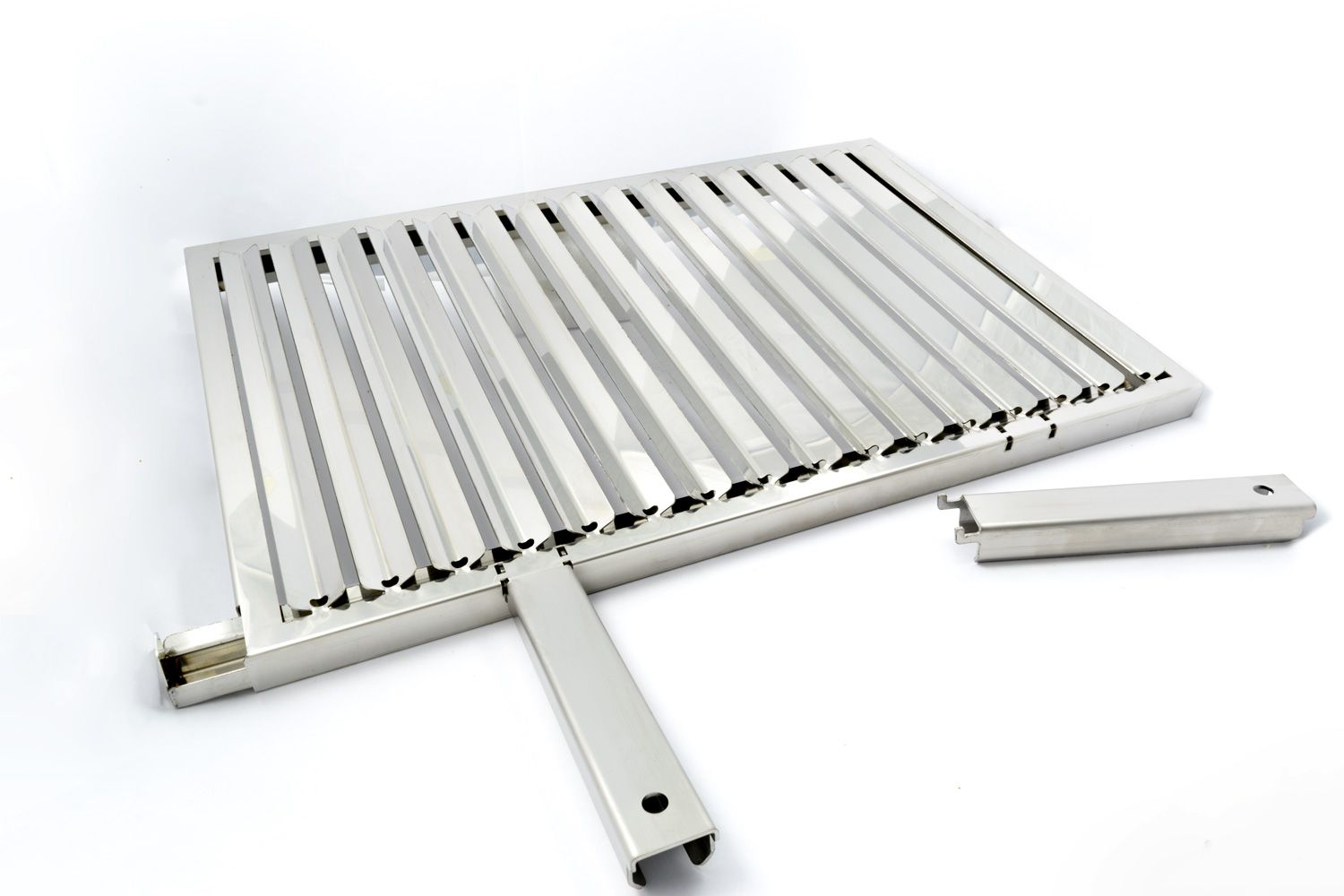 Griglia Raccogli Grasso Inox Lisa in acciaio AISI 304 con lamelle a specchio e manici removibili per barbecue Etna | Dematteis.it