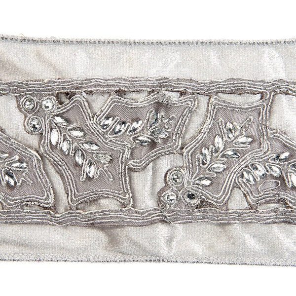 Nastro Winter Holly Leaf decorativo con foglie di agrifoglio ricamate, larghezza 10 cm, lunghezza 5 yard per decorazioni natalizie - DeMatteis.it