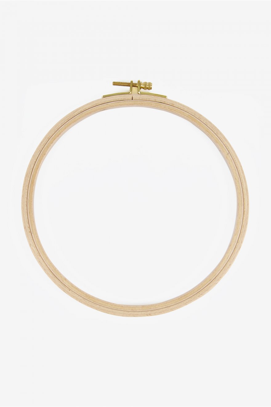 Telaio Dmc Ricamo Tondo 18,5 Cm: Accessorio circolare in legno e metallo per eseguire lavori di ricamo e decorazione manuale. | Dematteis.it