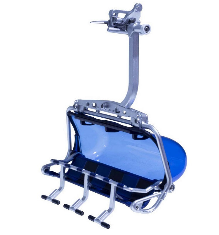 Seggiovia Jagerndorfer seggiola 6 posti in scala 1:32 con struttura metallica dettagliata, sedili colorati e poggiapiedi per villaggio invernale da collezione modellismo alpino. | Dematteis.it