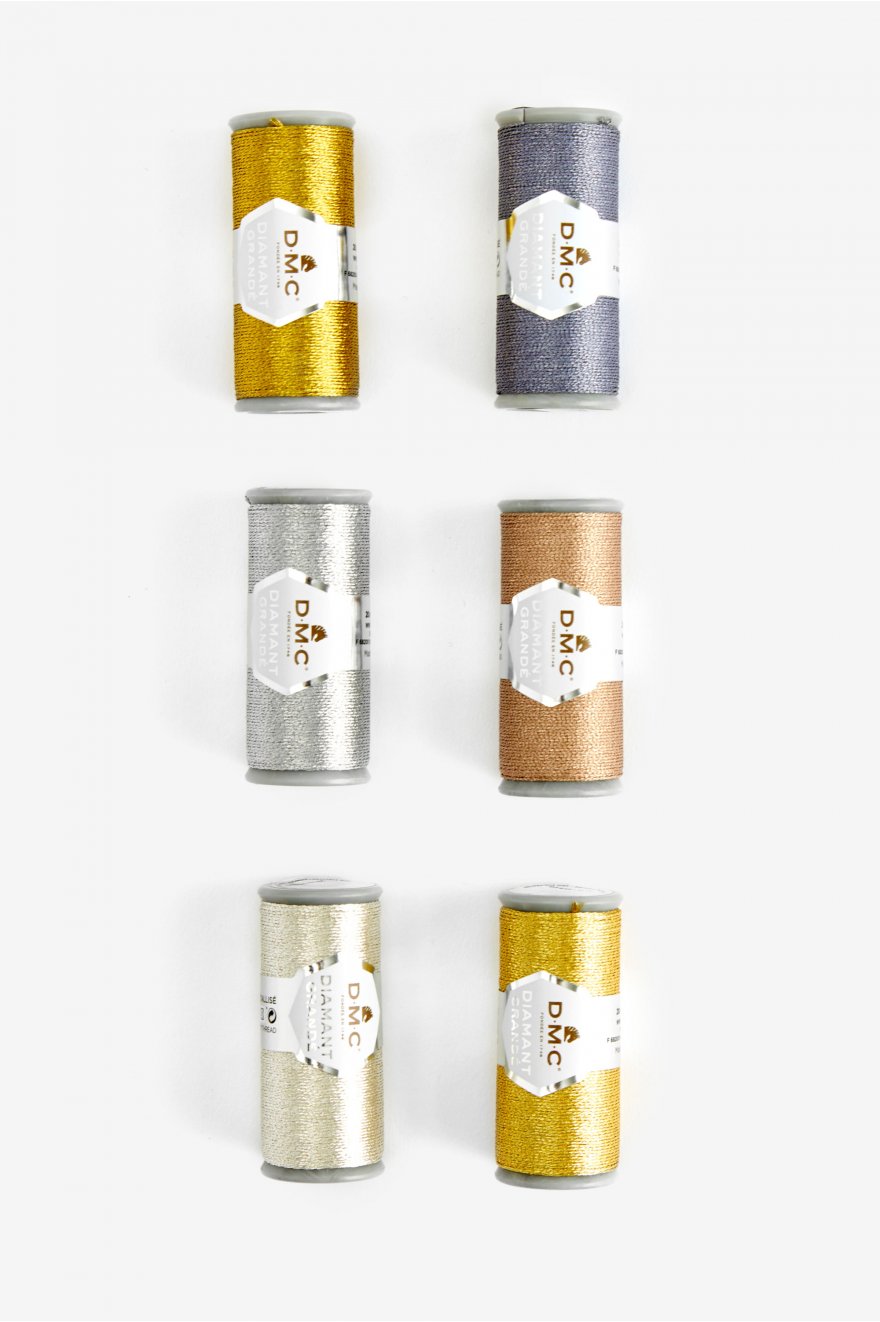 Set Filato Metallizzato Dmc Diamant Grande Limited Edition: Filato di grande pregio con particelle metalliche che conferisce lucentezza e brillantezza ai lavori realizzati. | Dematteis.it