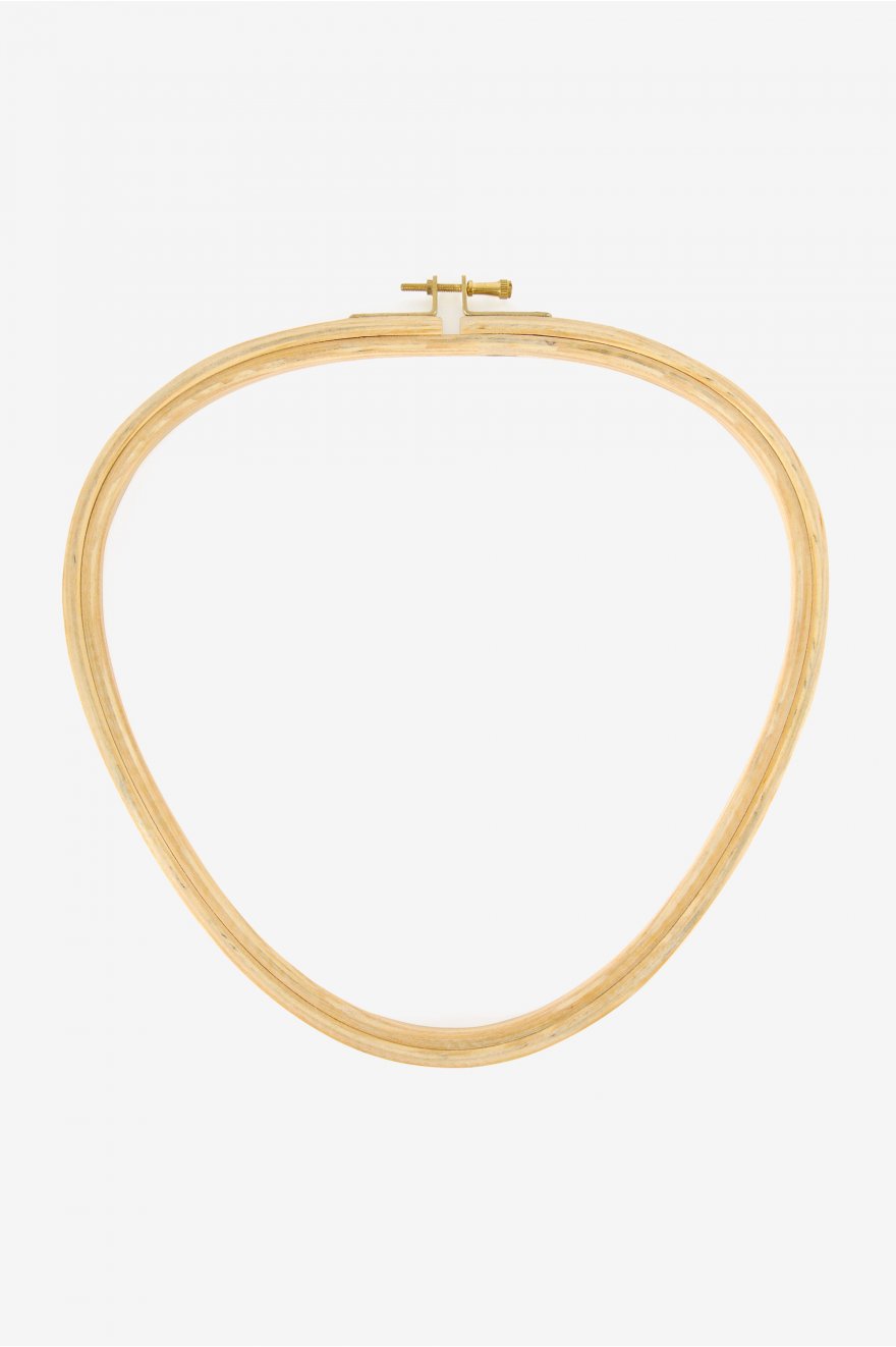 Telaio Dmc Ricamo Triangolare 26,5X26 Cm: Strumento quadrato in tessuto con cornice in legno per eseguire ricami e lavorazioni a punto croce. | Dematteis.it