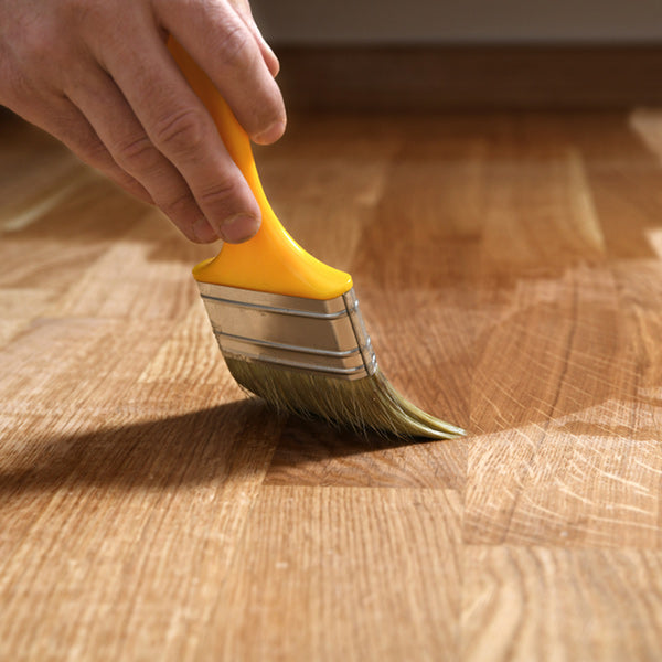 Trattamenti e vernici per legno