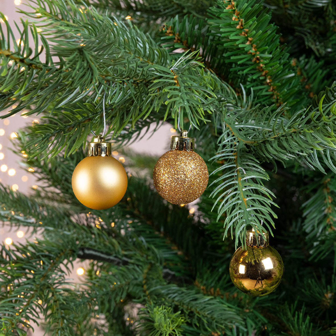 Box 14 Palline Di Natale Vetro Light Gold 3 Cm