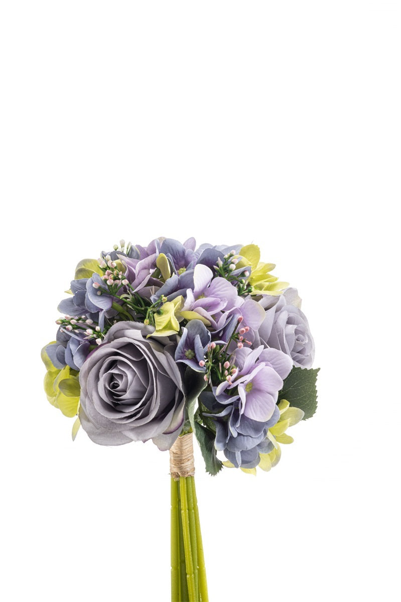 Emerald Eternal Green, Mazzo Rose E Ortensie Viola 32 cm con fiori artificiali in tessuto viola e grigio, foglie verdi e steli raccolti con cordino naturale - DeMatteis.it