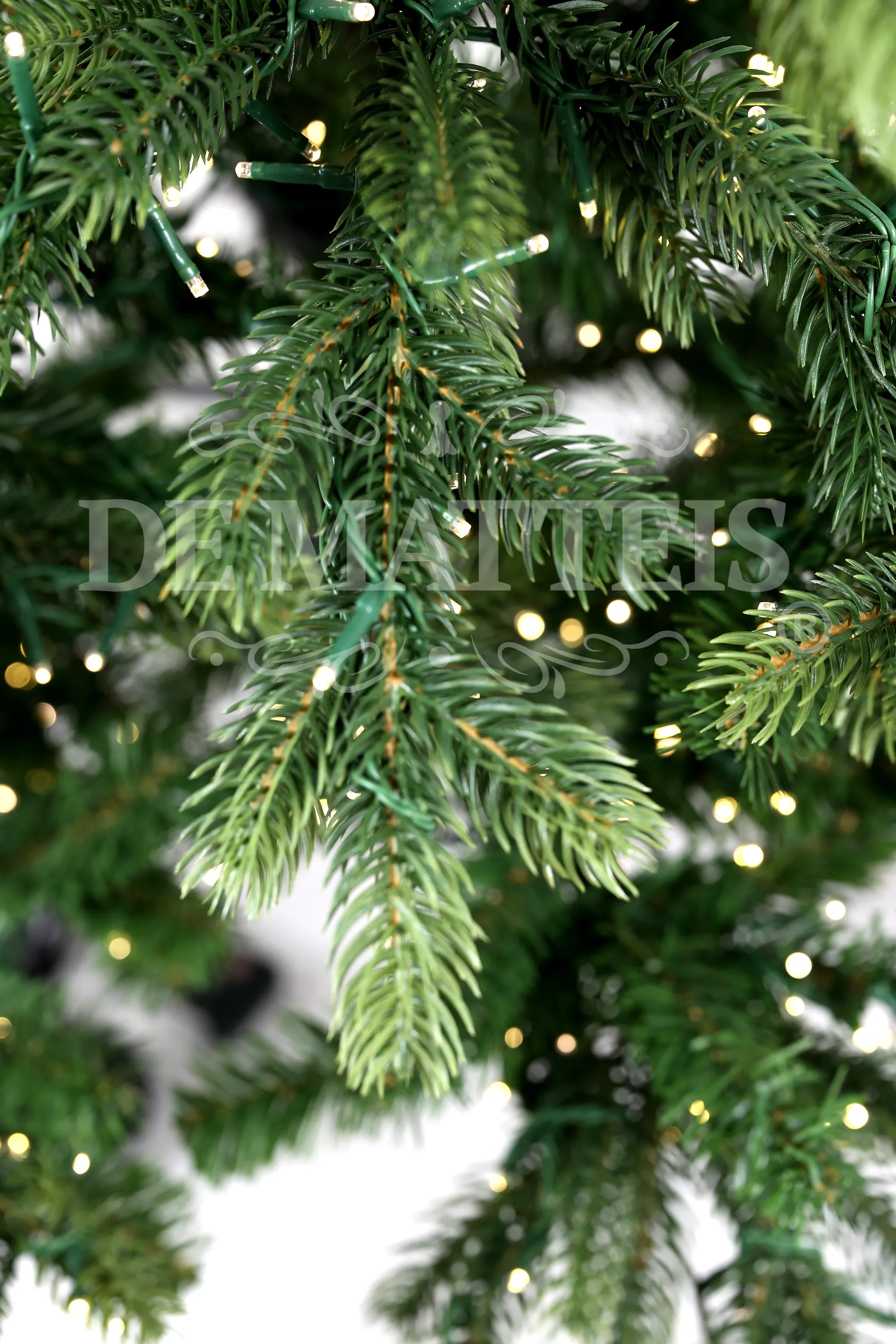 Albero Di Natale Galloway 240 Cm Verde Con Led