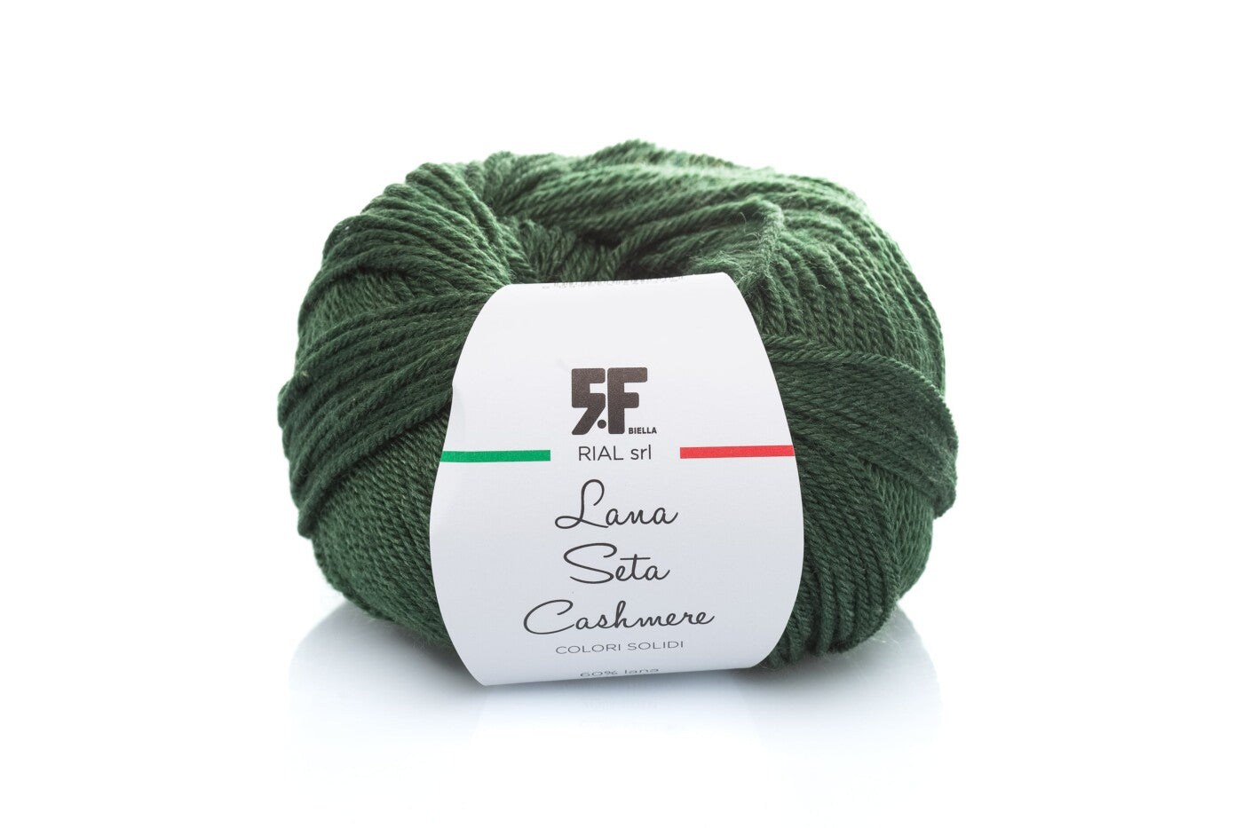 Rial, Filato Lana Seta Cashmere 25 g colore 1015 in verde salvia con gomitolo avvolto ed etichetta bianca per lavori a maglia e uncinetto - DeMatteis.it