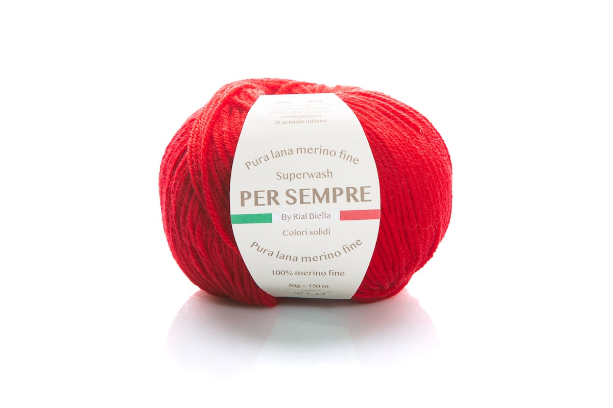 Rial, Filato Lana 100% 50 g Colore 118 gomitolo rosso intenso della linea Per Sempre in pura lana merino fine superwash per maglia e uncinetto - DeMatteis.it