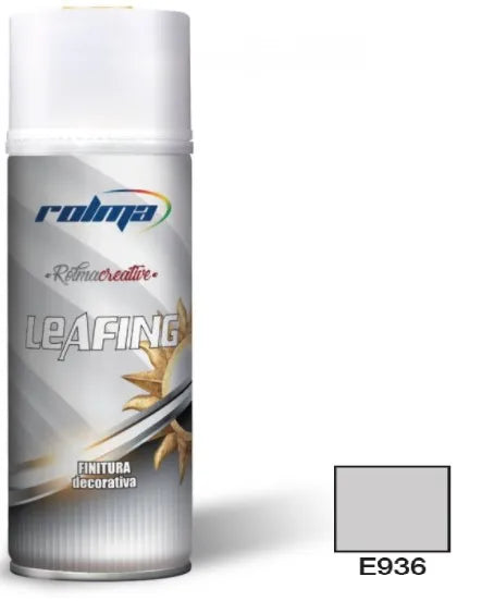 Vernice spray ral E936 argento: Questa vernice spray Rolma si distingue per la sua formulazione esclusiva a base di pigmenti metallici Leafing, offrendo una finitura decorativa satinata di classe superiore per trasfor. | Dematteis.it