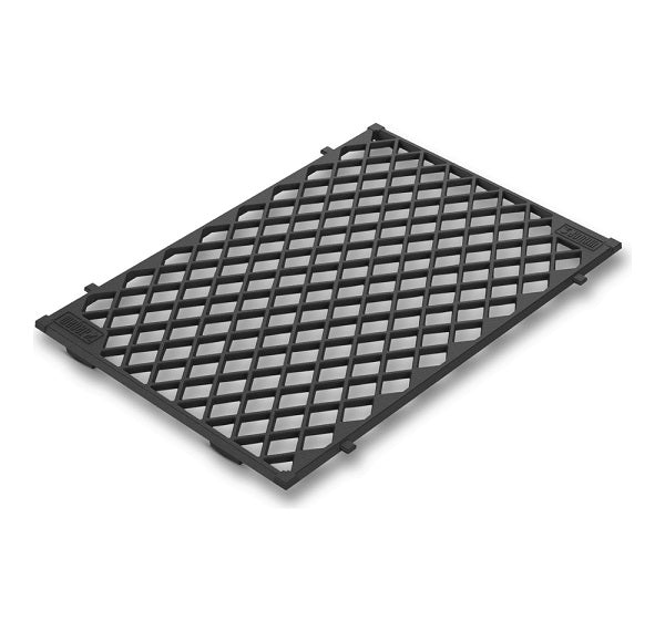 Griglia Weber ghisa rosolatura con superficie antiaderente per barbecue Genesis II, accessorio Weber professionale che garantisce una perfetta rosolatura e caratteristiche segni della griglia sulle carni. | Dematteis.it